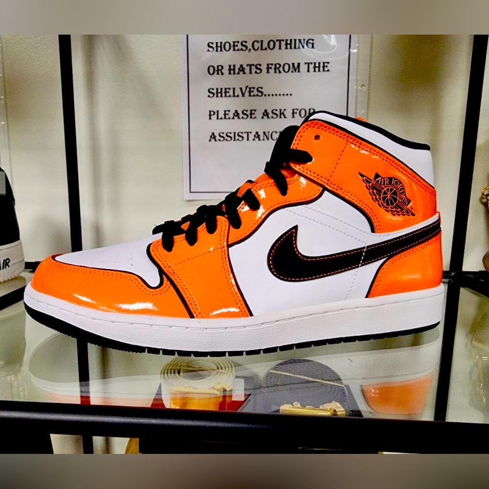 Jordan 1
